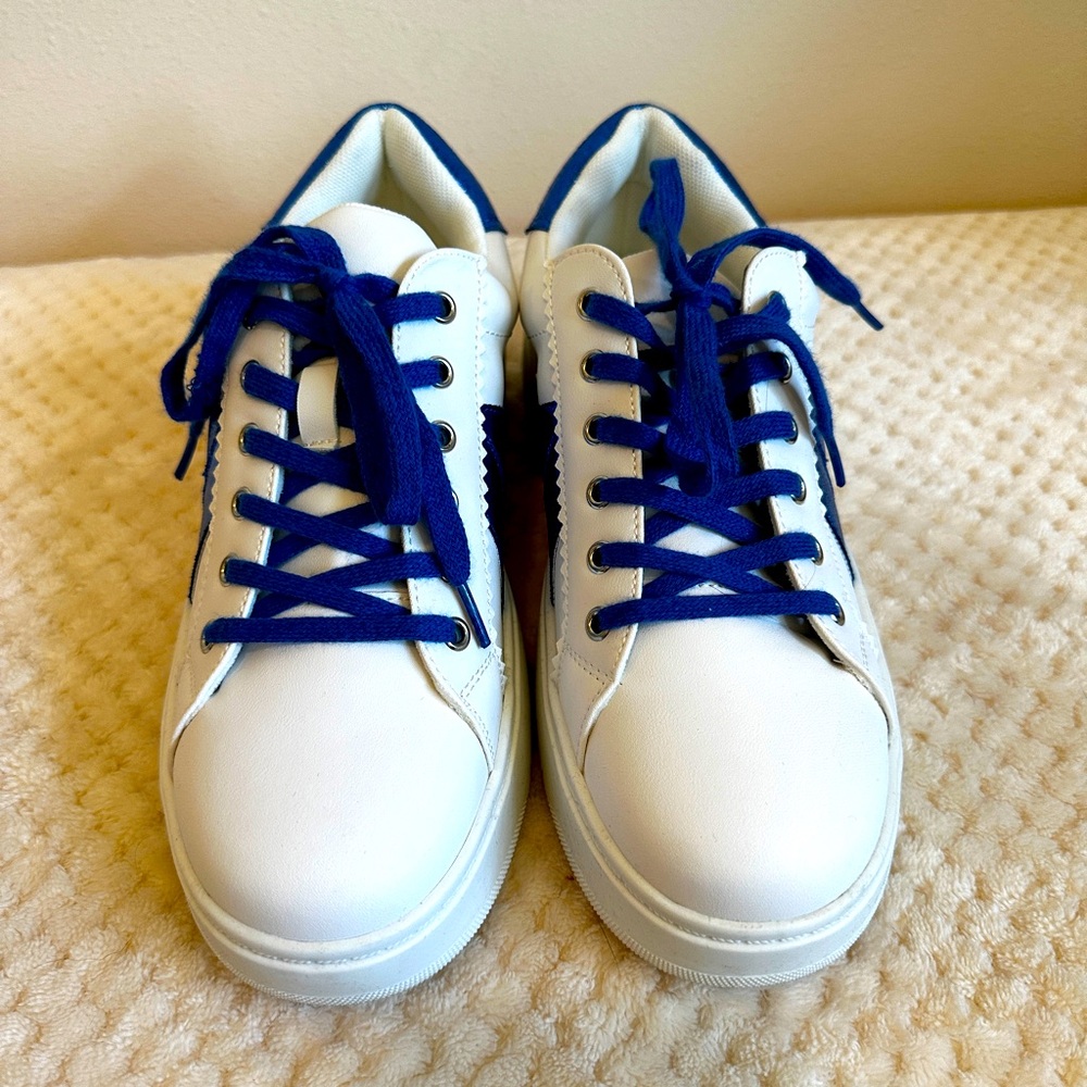 NWOT Corkys Hey Girl tennis shoes, size 10